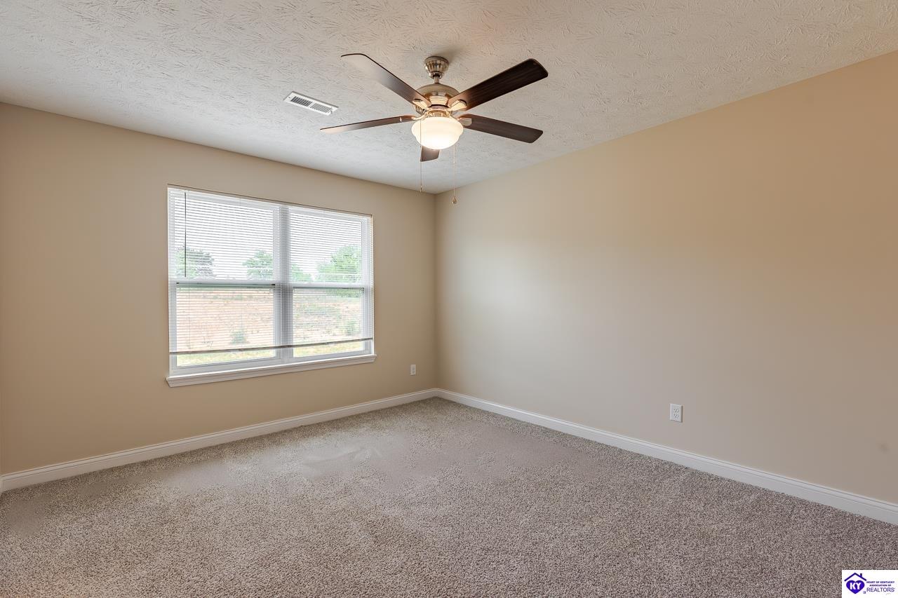 305 & 307 Breckinridge Circle