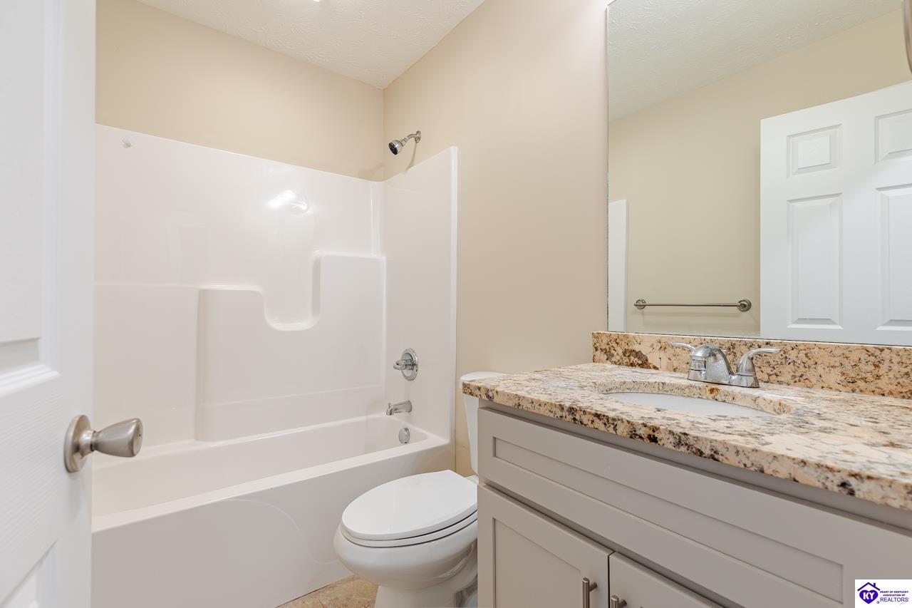 305 & 307 Breckinridge Circle