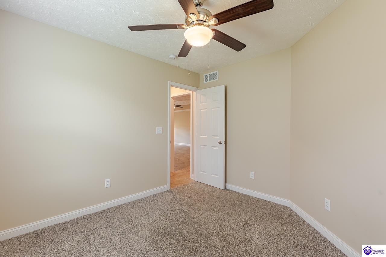 305 & 307 Breckinridge Circle