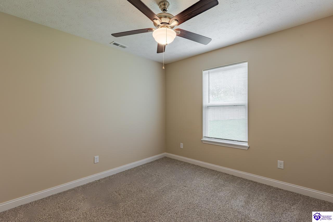 305 & 307 Breckinridge Circle