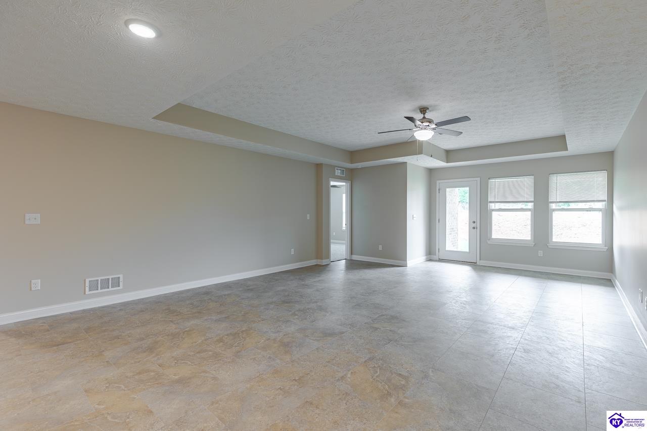 305 & 307 Breckinridge Circle