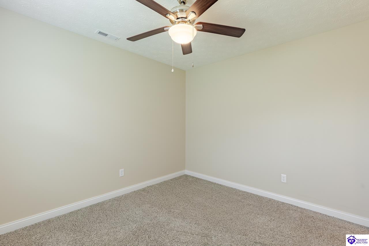 305 & 307 Breckinridge Circle