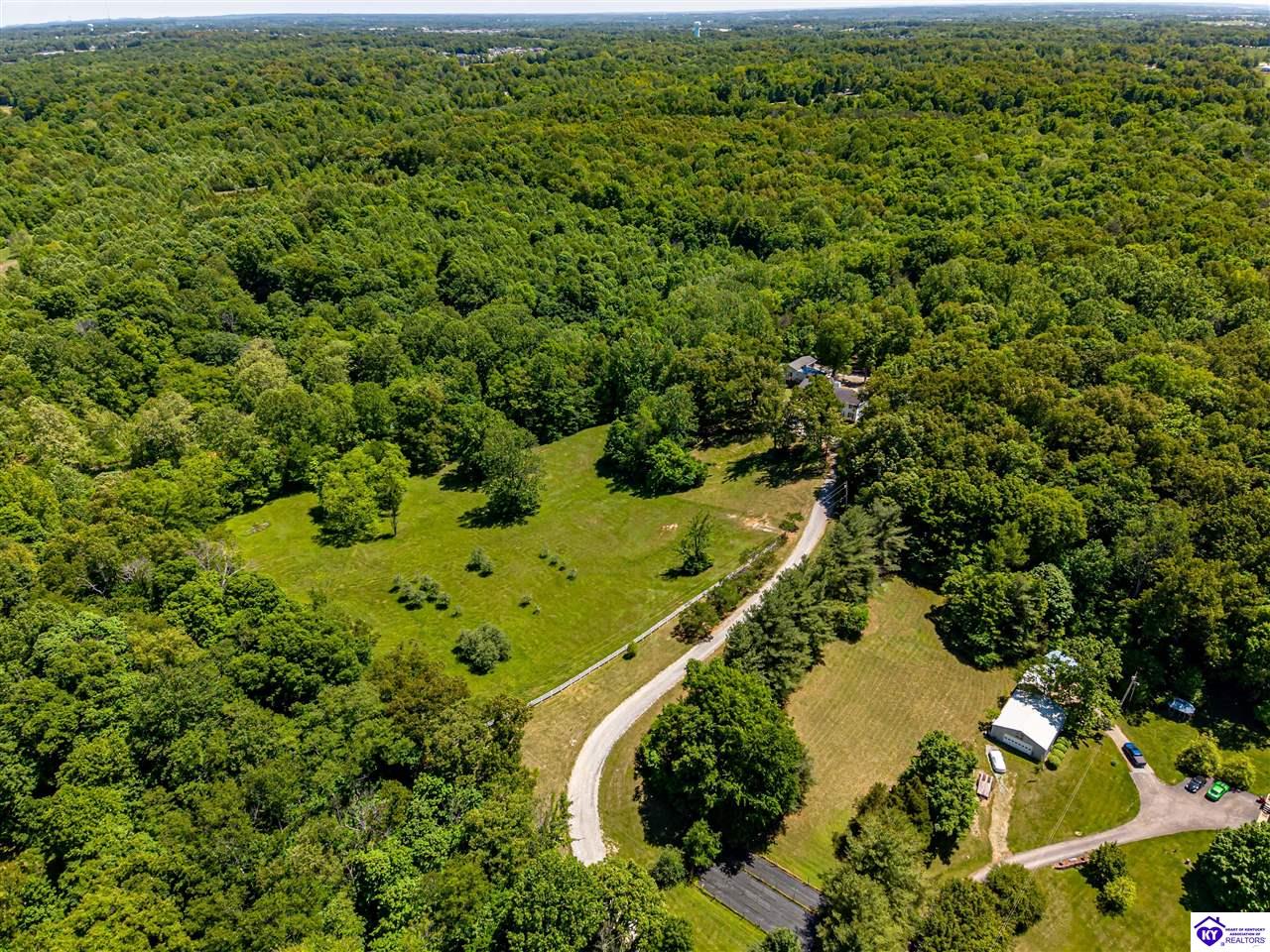 7 Oakwood Court