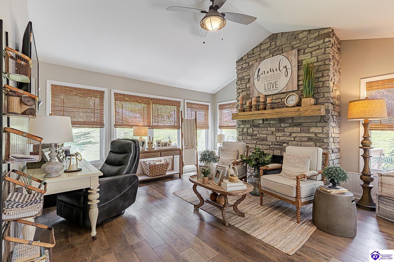 106 A Cottage Circle