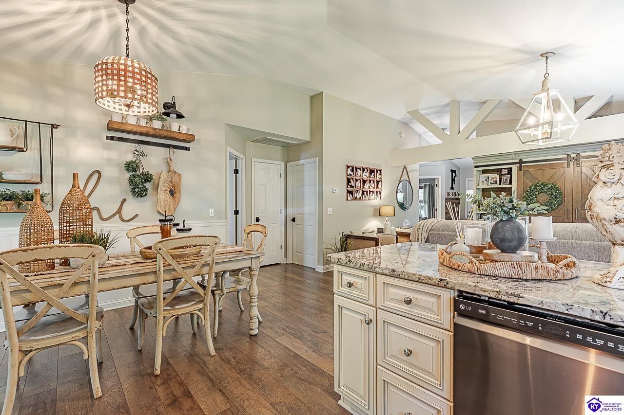 106 A Cottage Circle