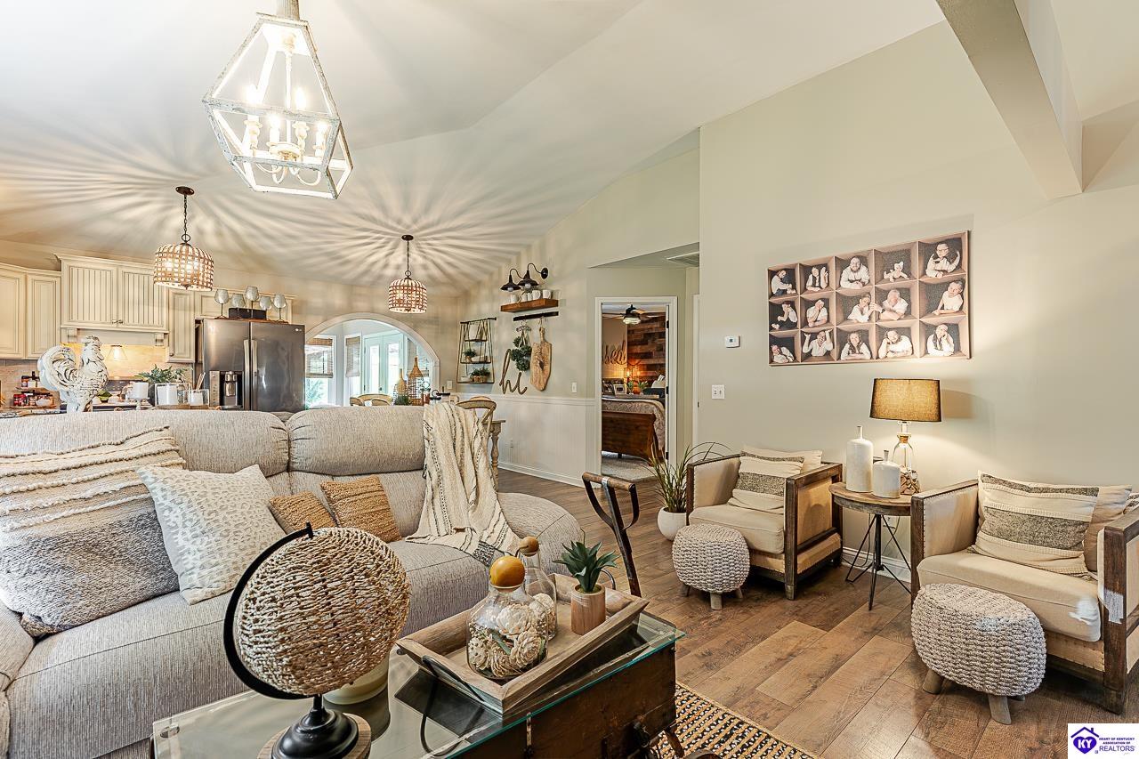 106 A Cottage Circle
