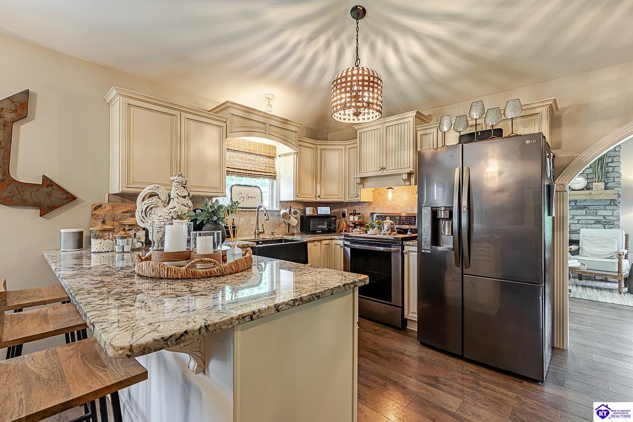 106 A Cottage Circle