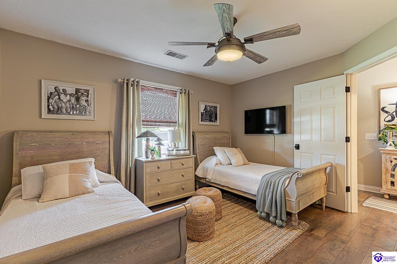 106 A Cottage Circle