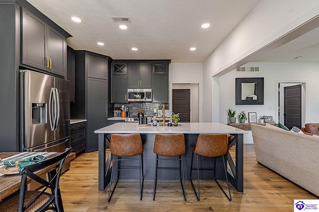803 Thorndale Way