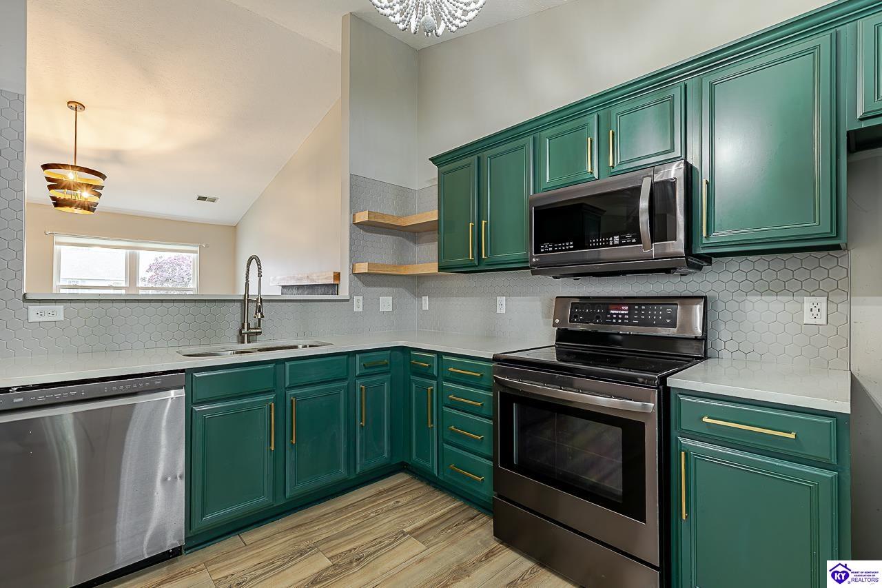 107 Calumet Court