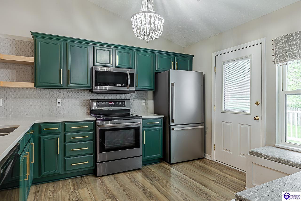 107 Calumet Court