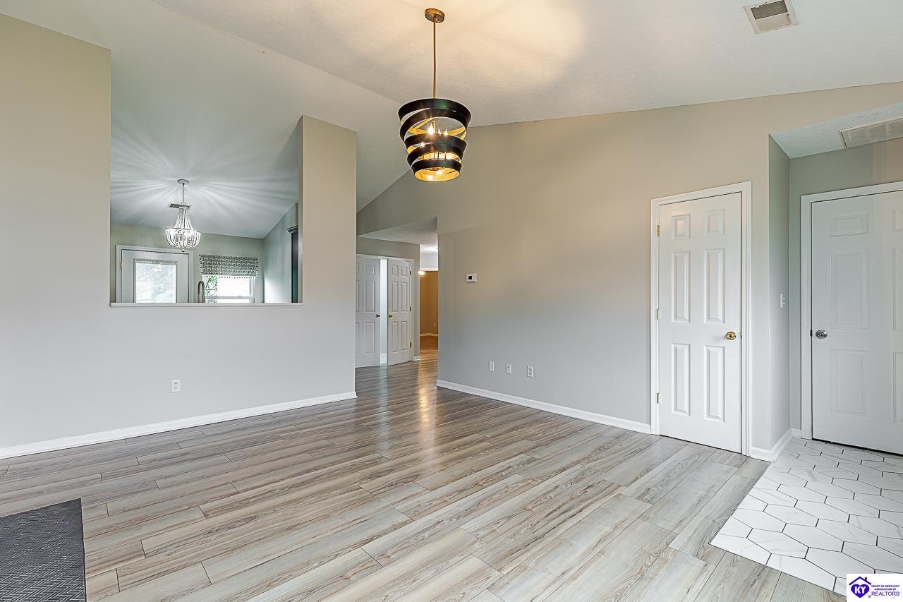 107 Calumet Court