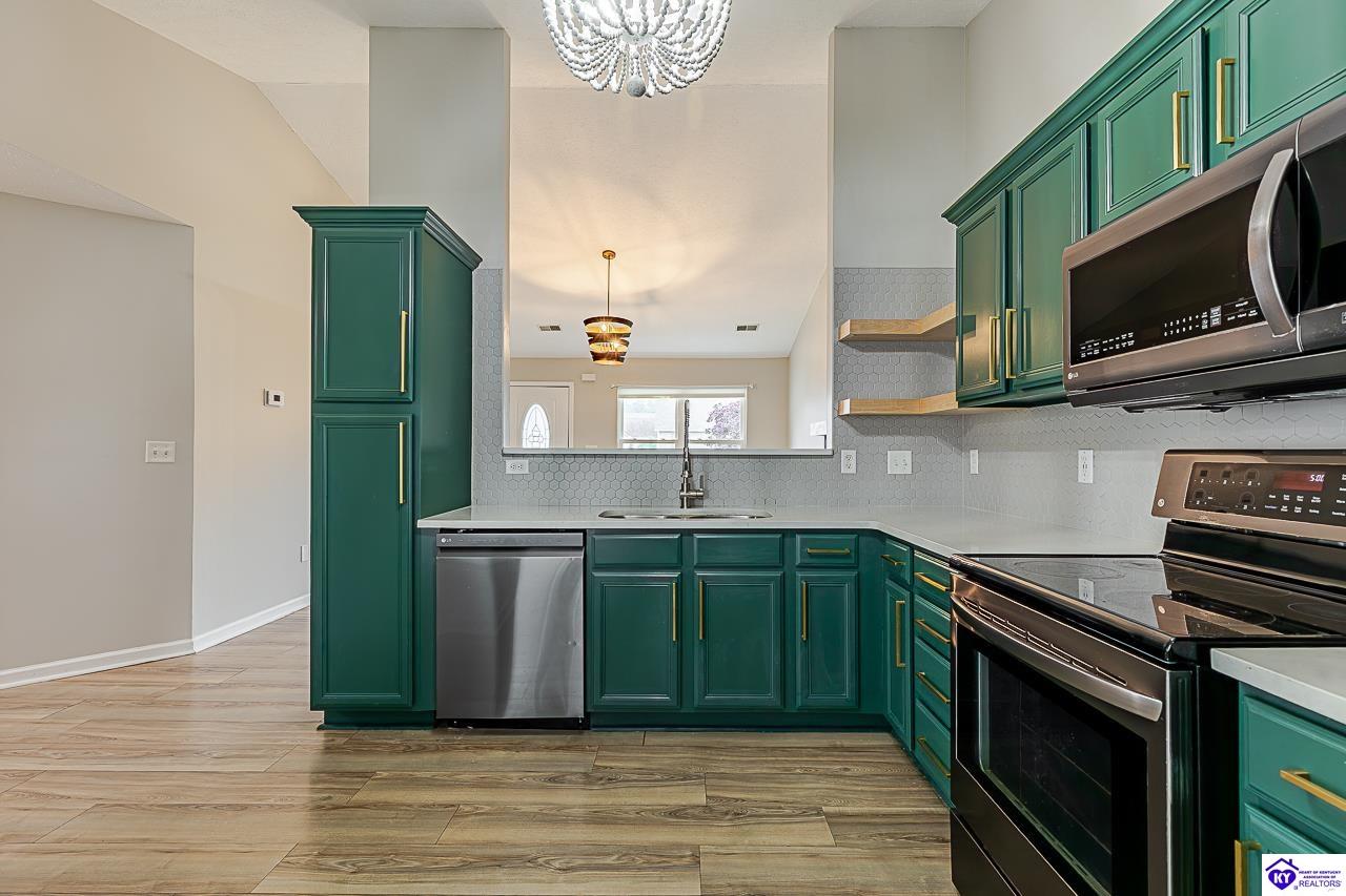 107 Calumet Court