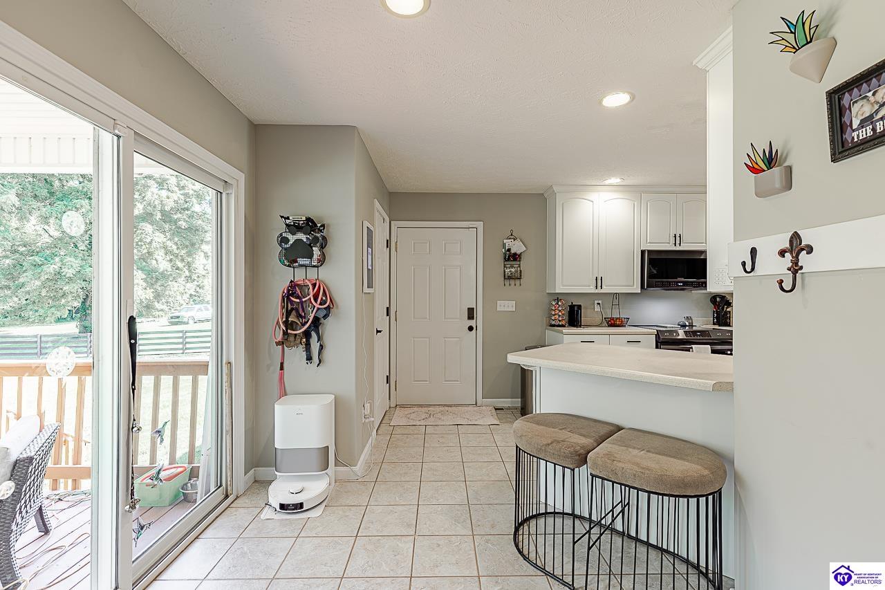 124 W Mossy Creek Court