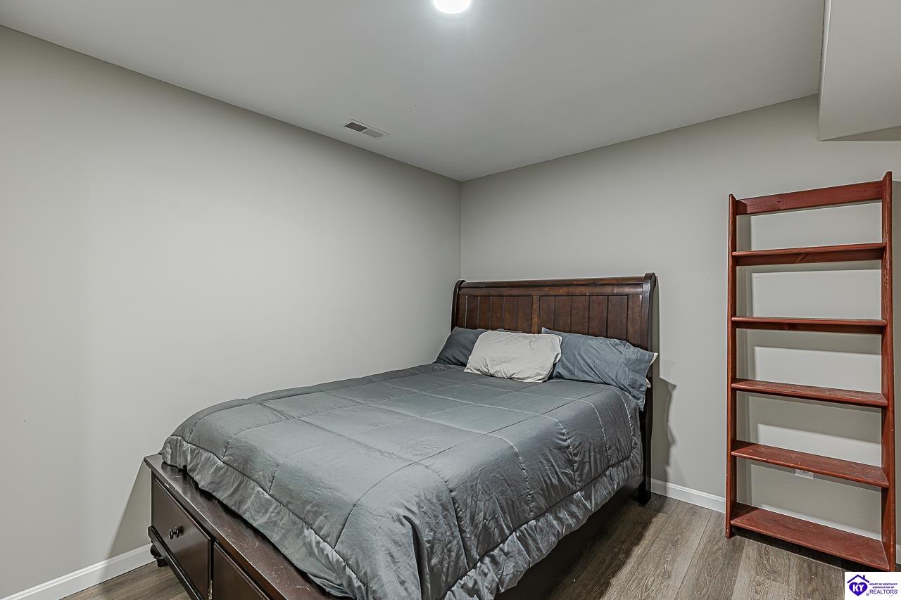 124 W Mossy Creek Court