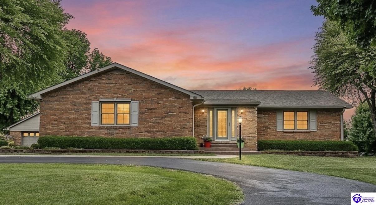 696 Pine Valley Drive