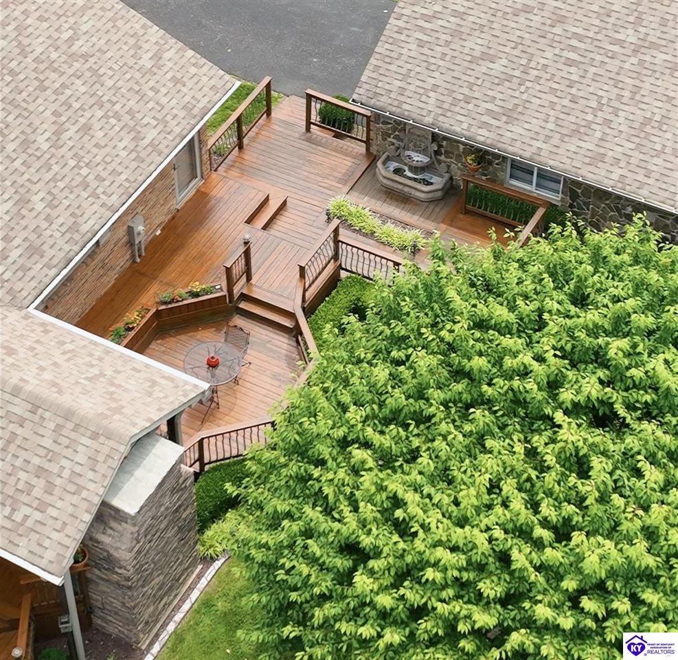 696 Pine Valley Drive