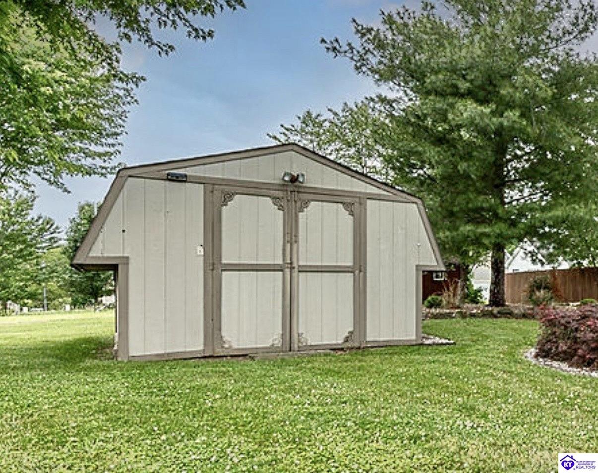 696 Pine Valley Drive
