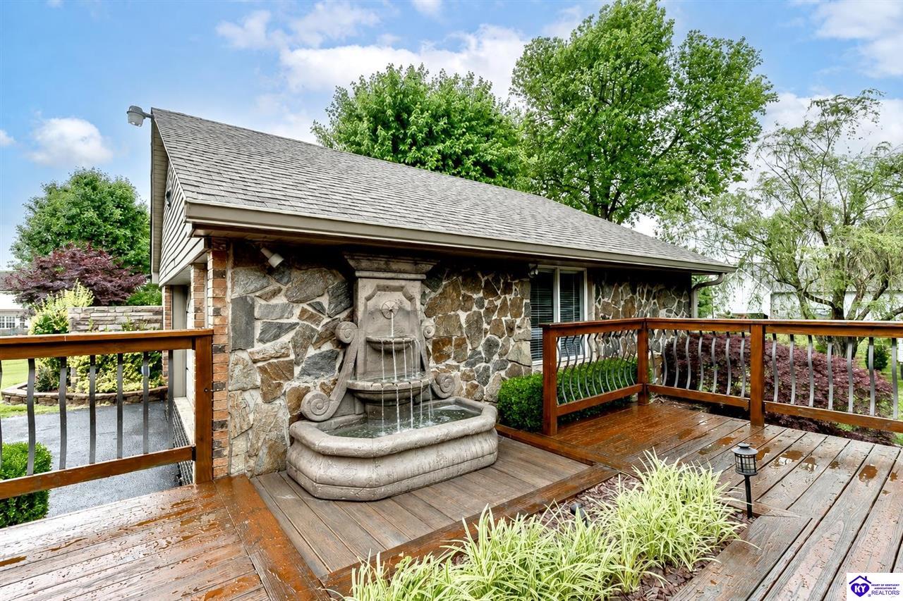 696 Pine Valley Drive