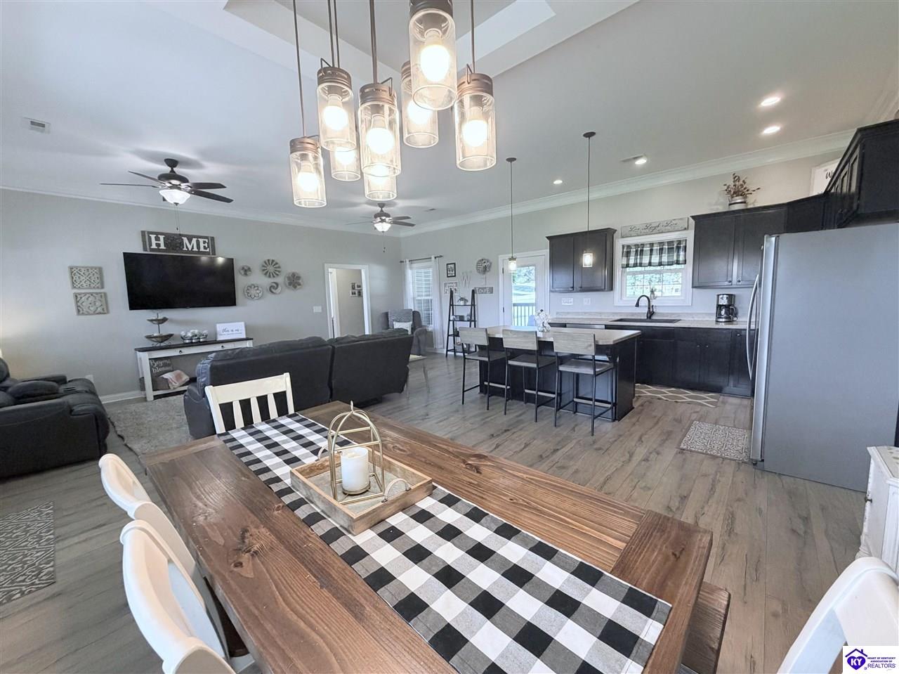 1276 Chapeze Lane