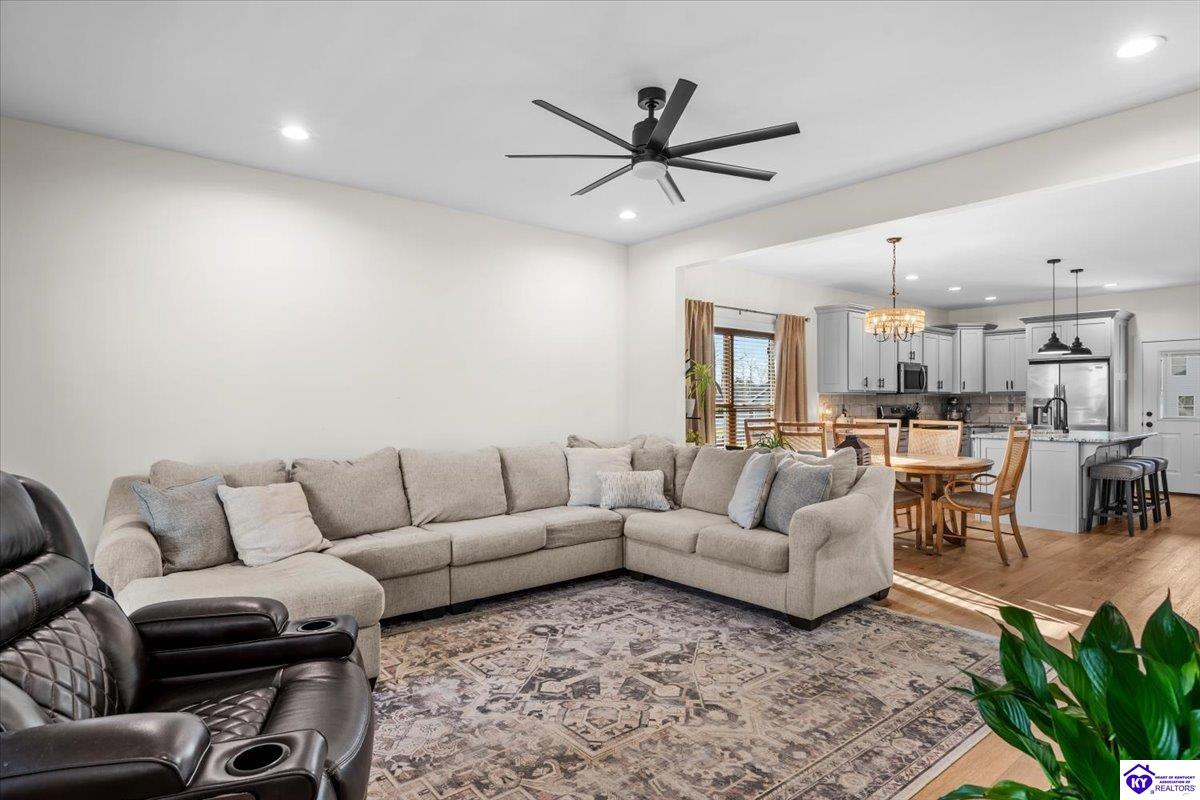 308 High Peak Place