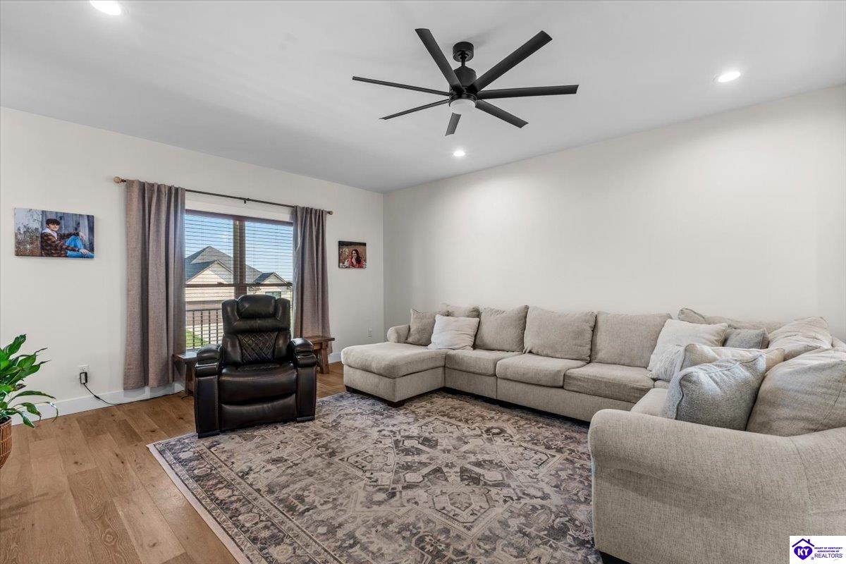 308 High Peak Place