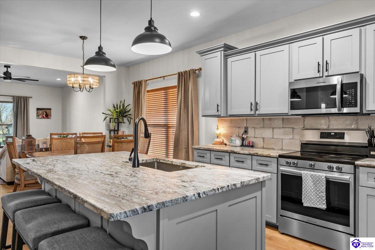 308 High Peak Place