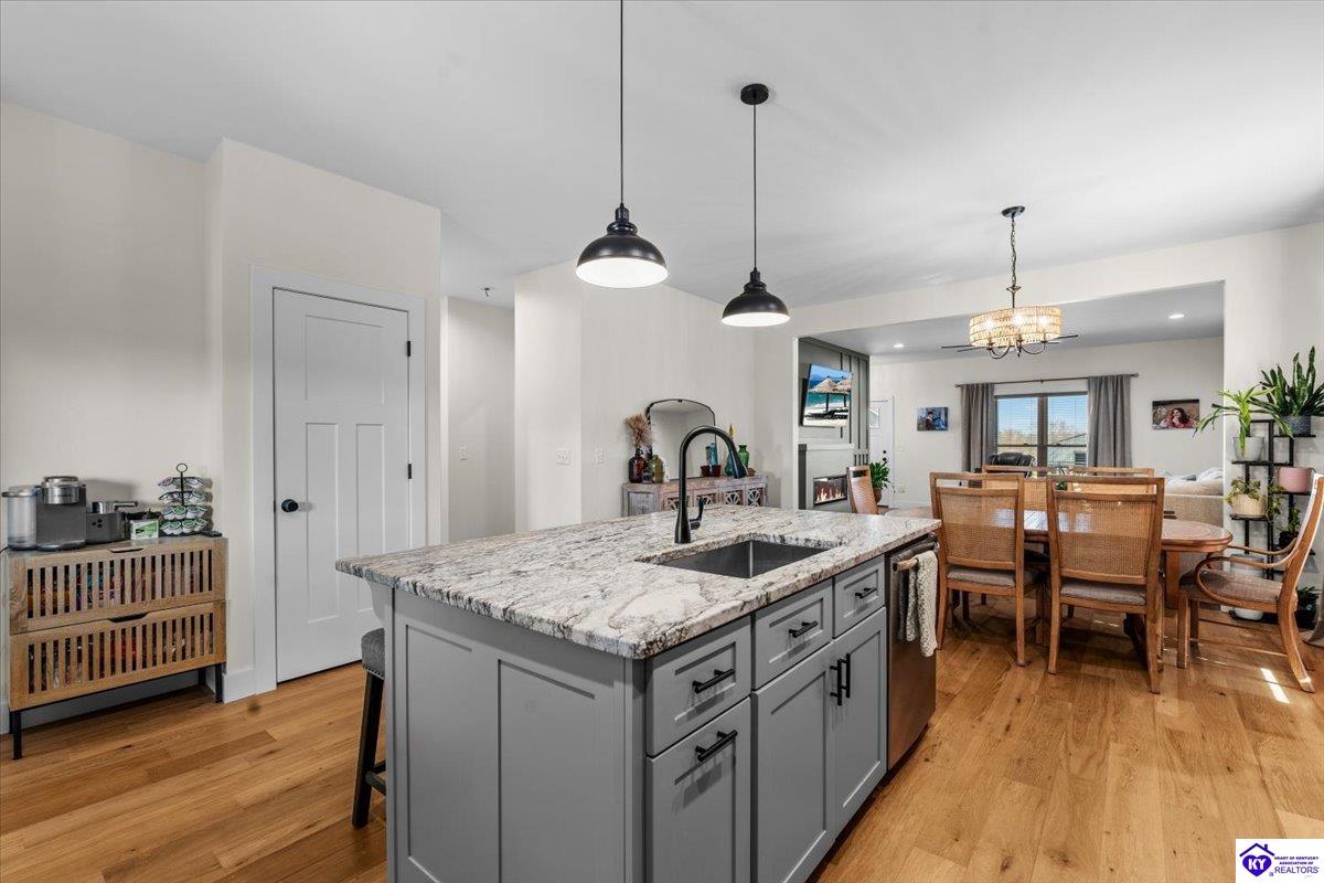 308 High Peak Place