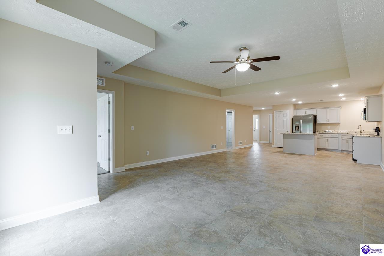 305 Breckinridge Circle