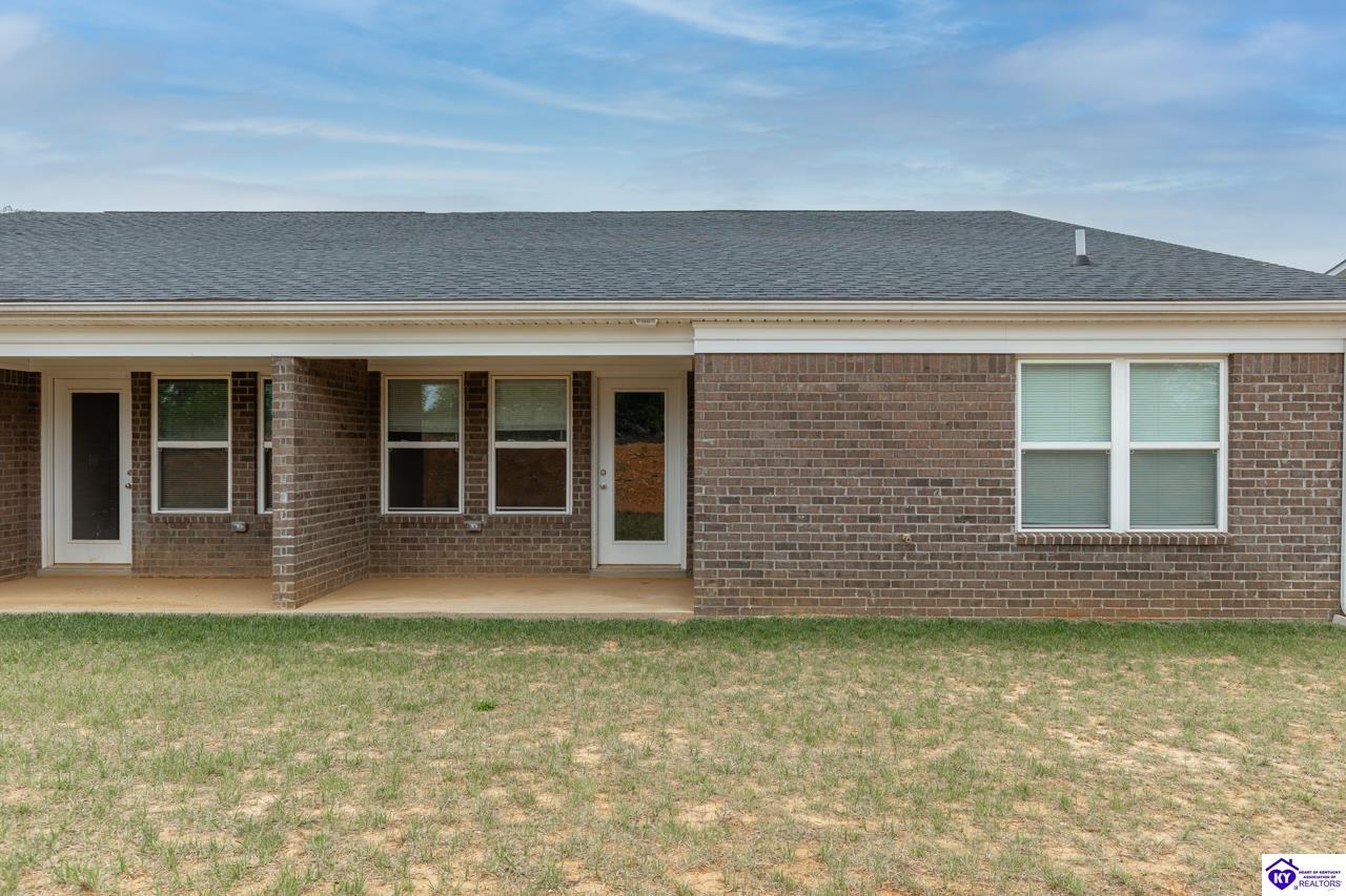 305 Breckinridge Circle
