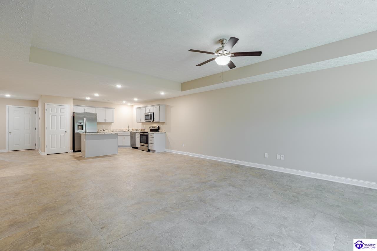 305 Breckinridge Circle