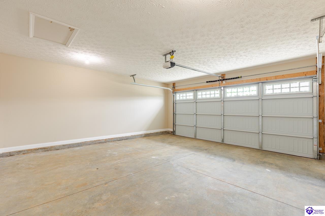 305 Breckinridge Circle