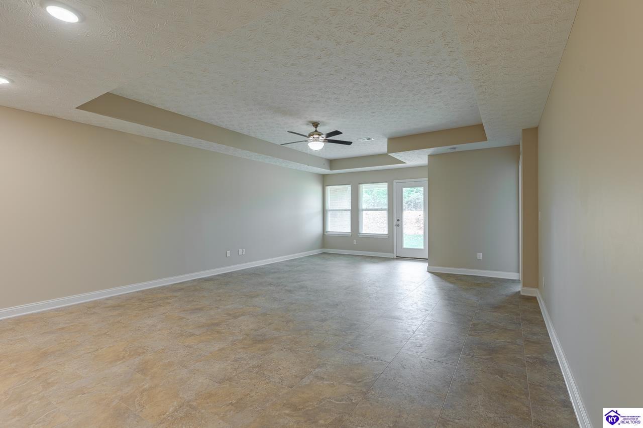 305 Breckinridge Circle