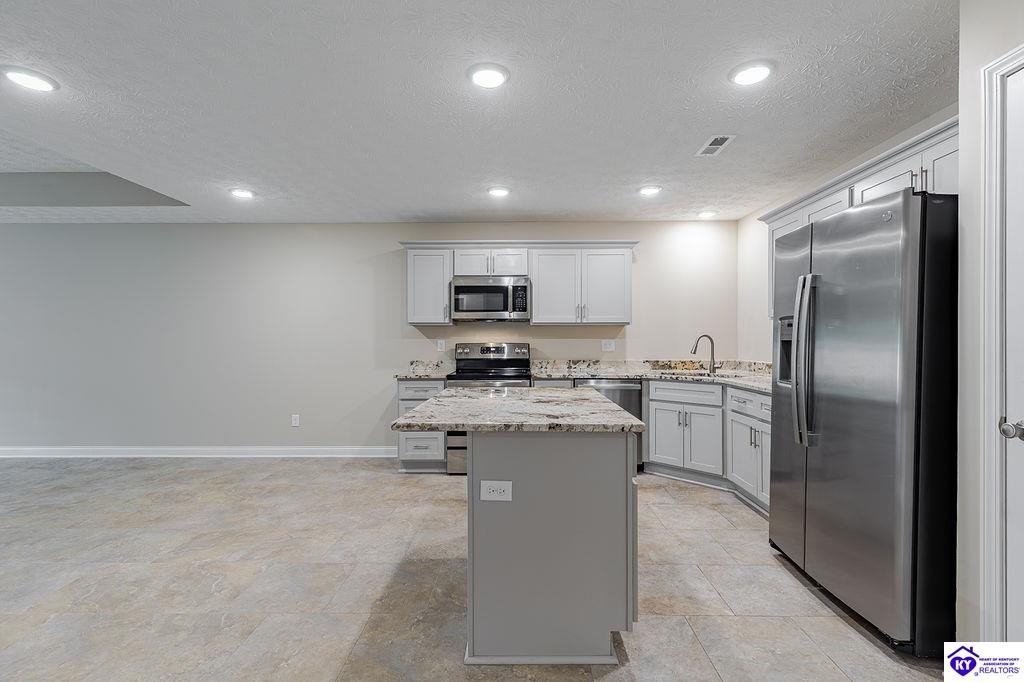 307 Breckinridge Circle