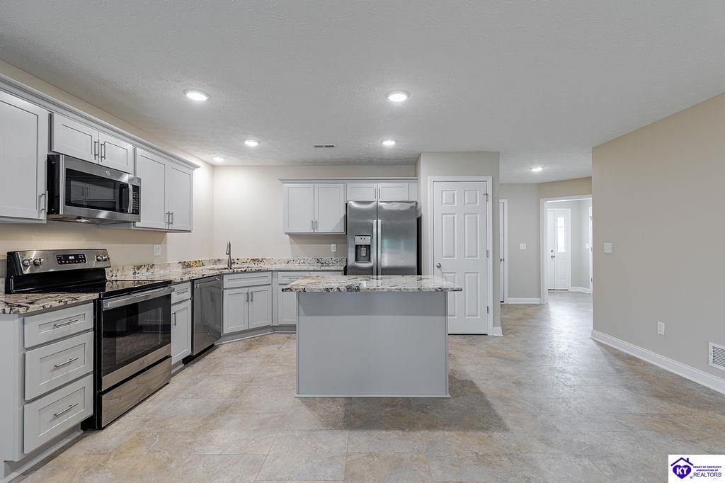 307 Breckinridge Circle