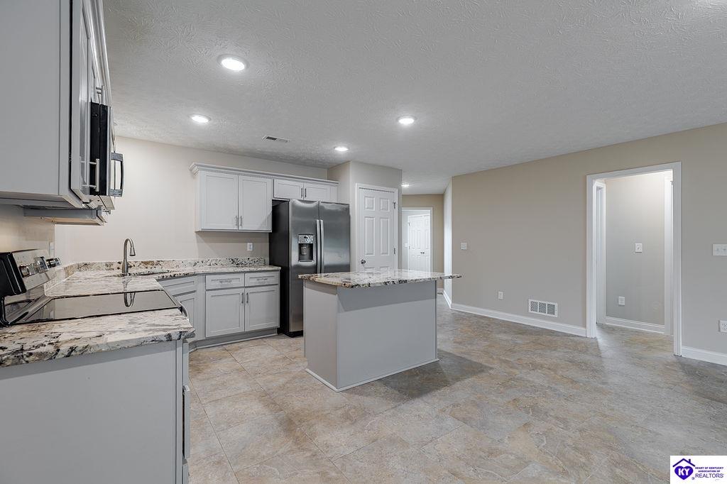 307 Breckinridge Circle