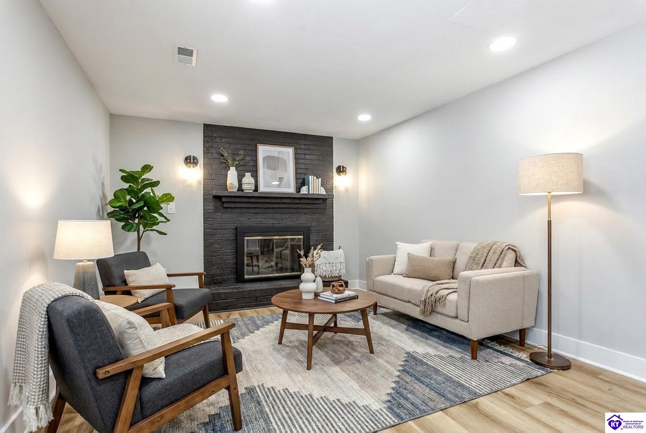 628 Short Street