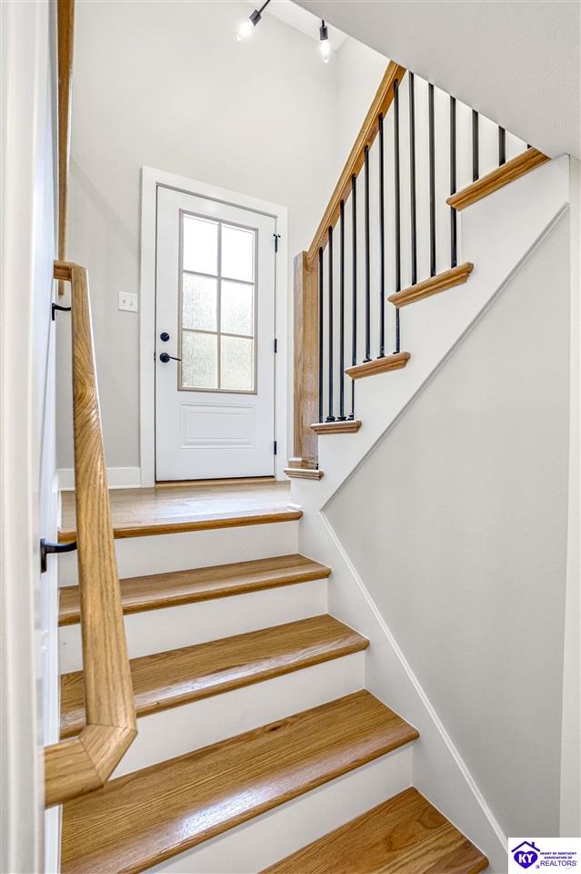 628 Short Street