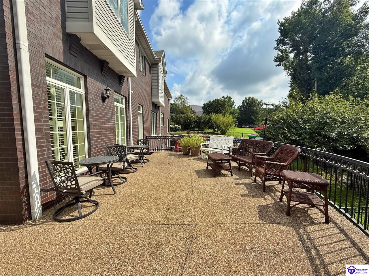 710 Landsdowne Court