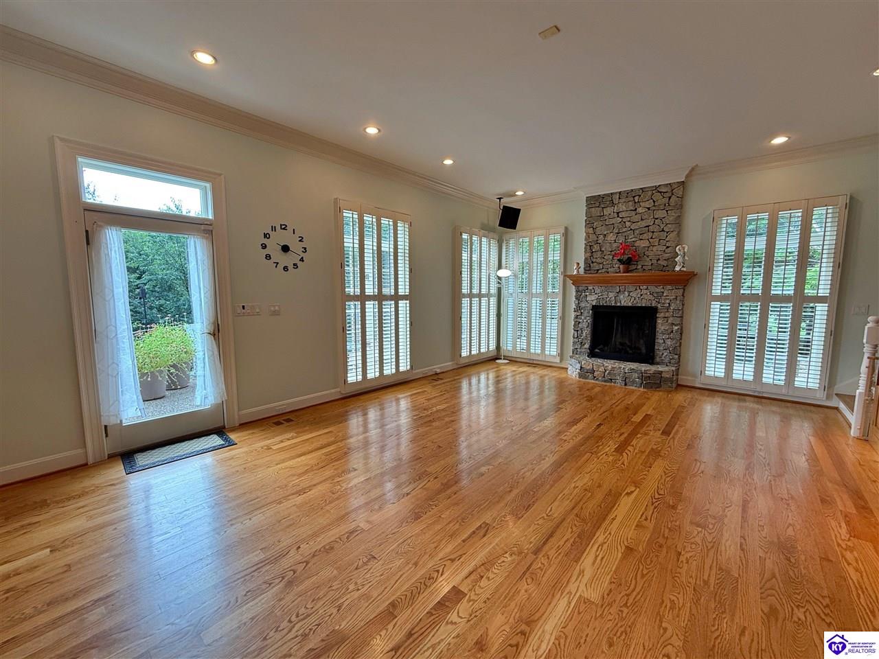 710 Landsdowne Court