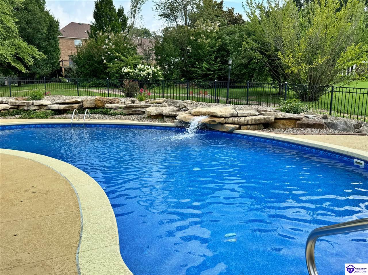 710 Landsdowne Court