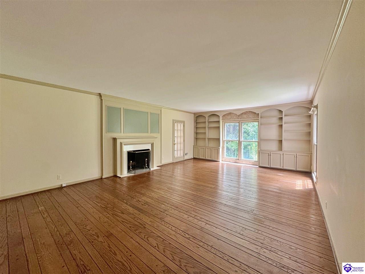 717 Sunrise Lane