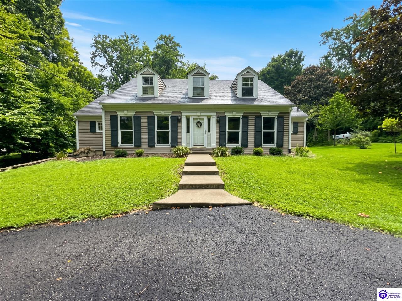 717 Sunrise Lane