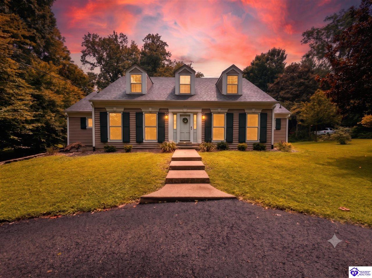717 Sunrise Lane
