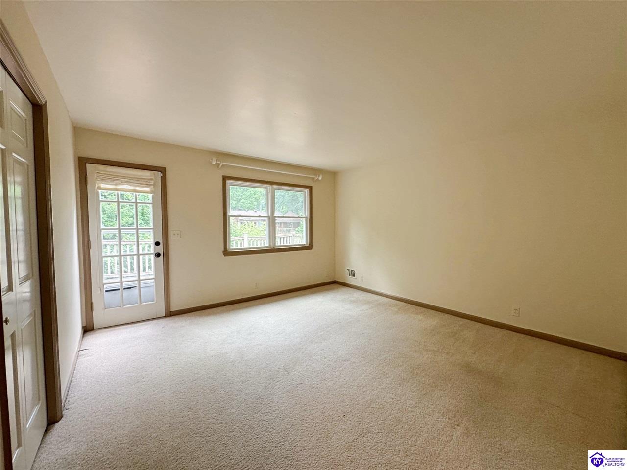 717 Sunrise Lane