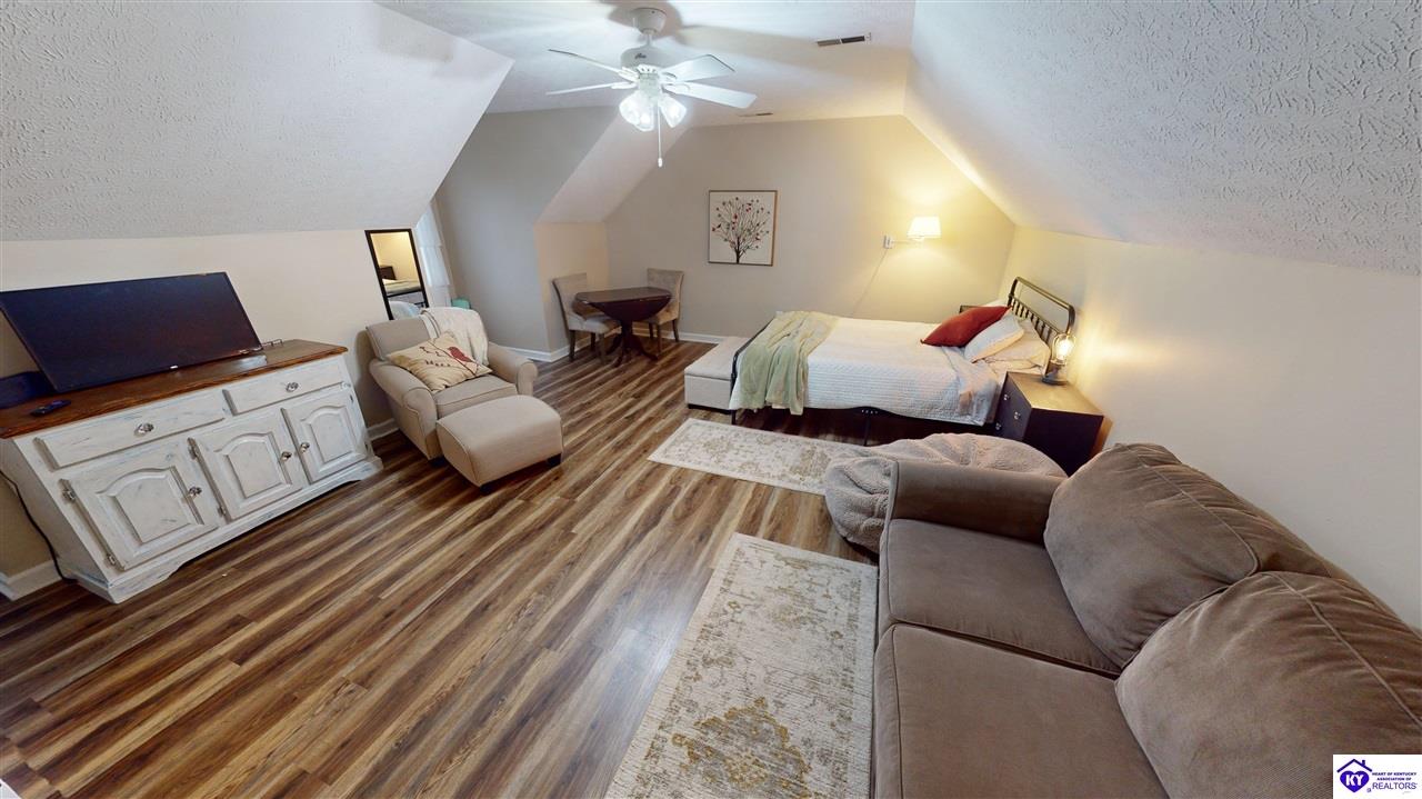108 Overall Phillips Road