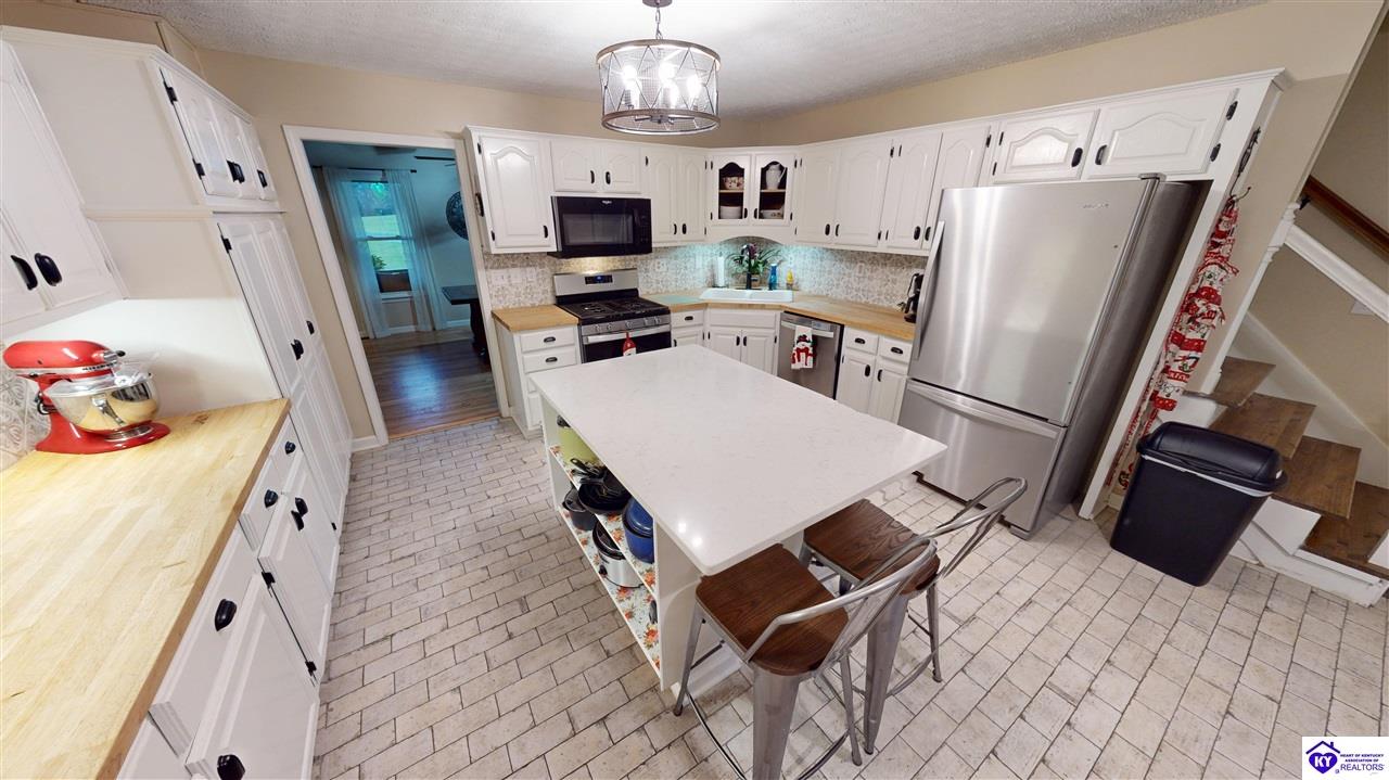 108 Overall Phillips Road