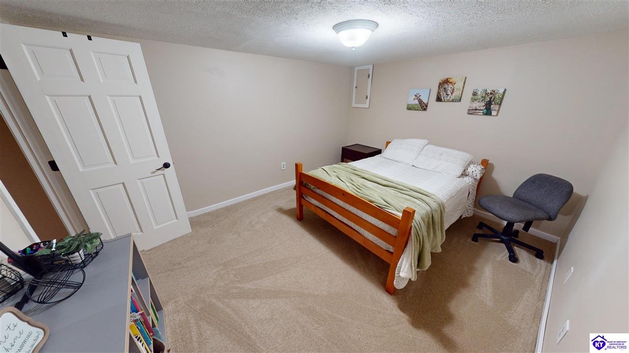 108 Overall Phillips Road