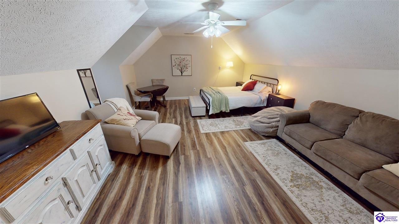 108 Overall Phillips Road