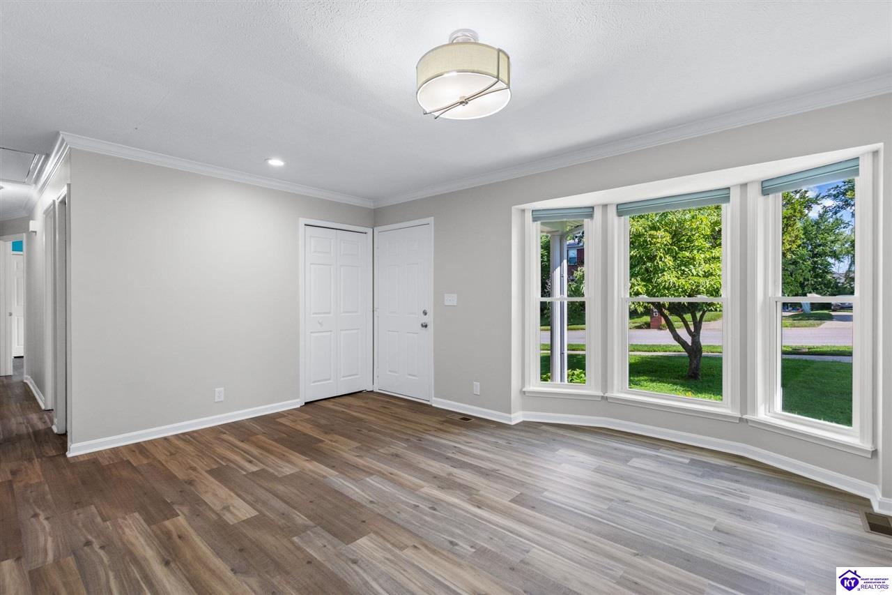 10104 Natalies Way